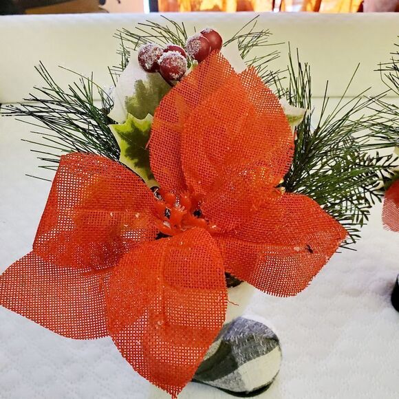 Christmas Floral Boots Decor - Picture 4 of 8